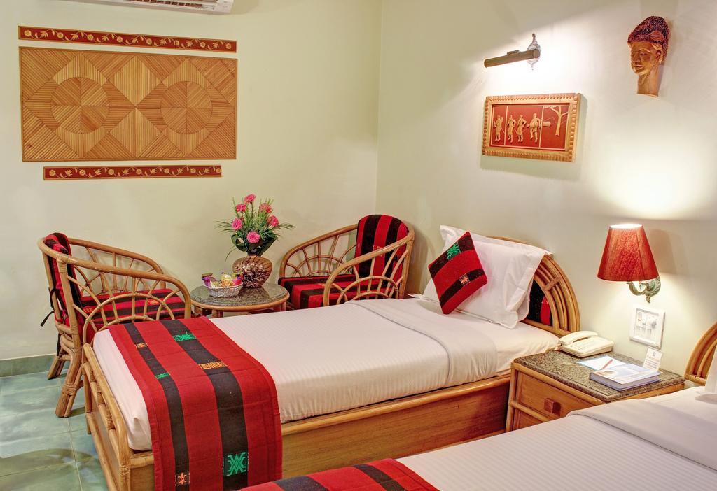 Palace On Ganges - Heritage Hotel Varanasi Room photo