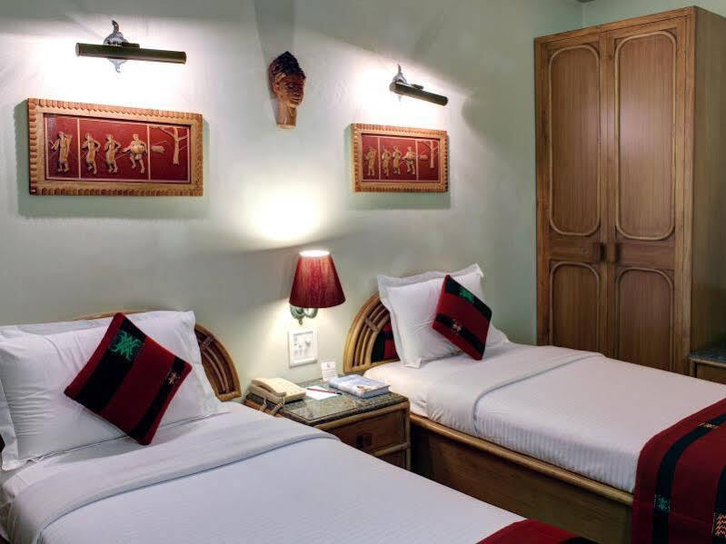 Palace On Ganges - Heritage Hotel Varanasi Exterior photo